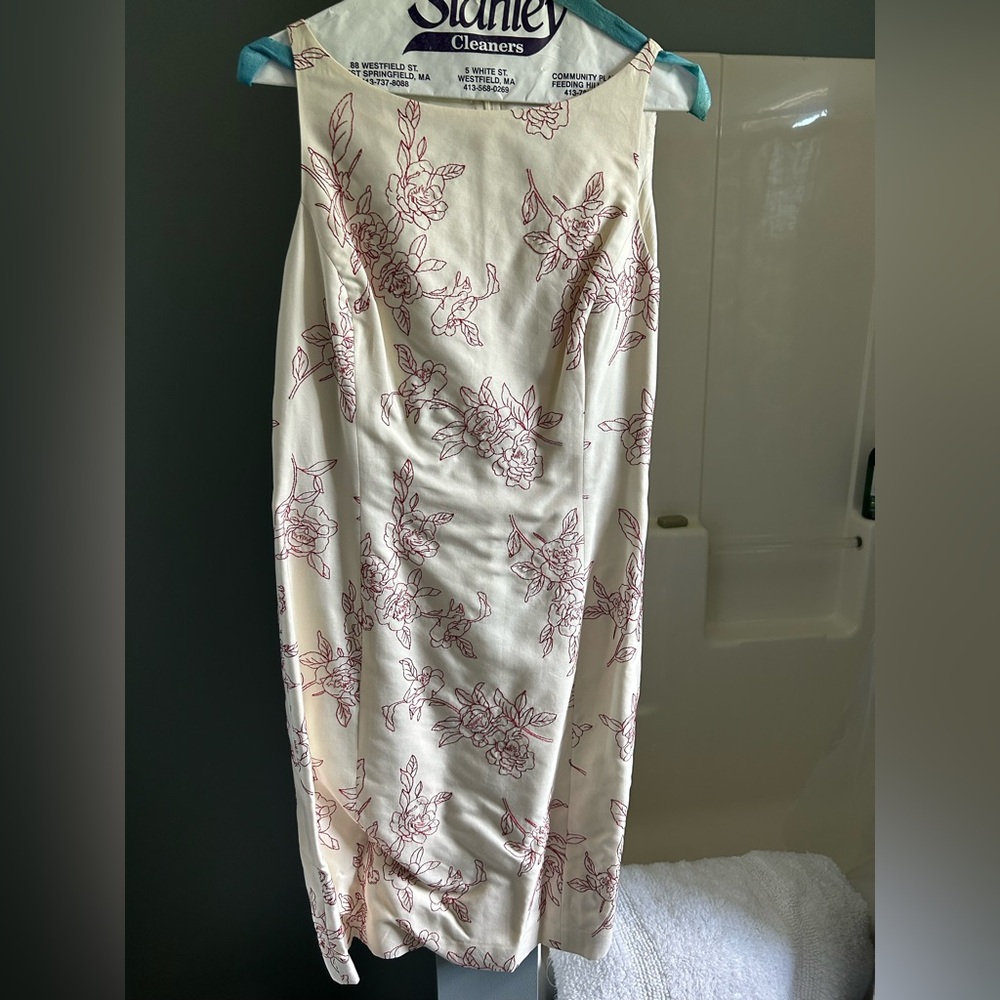 Floral Print Dress in Cream and Red